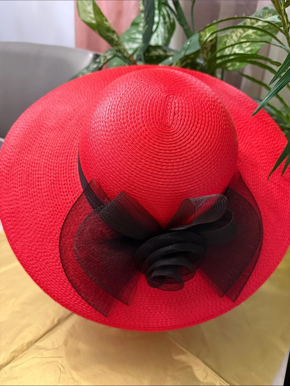 Vintage Elegant Red Wide-Brim Women's Sun Hat with Black Band